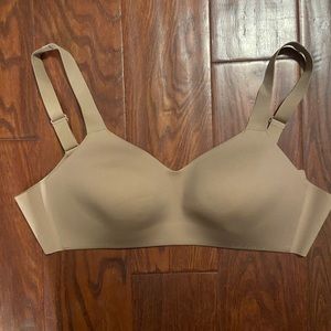Lululemon bra